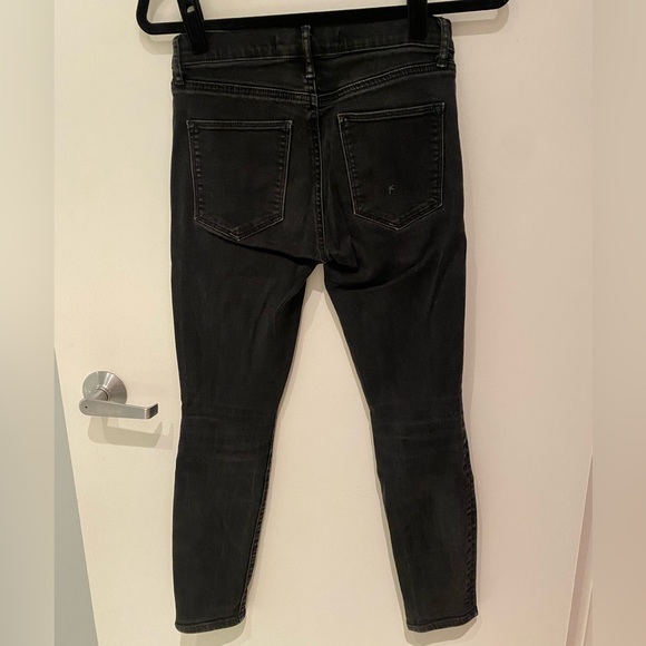 Women’s Gap True Skinny Jeans - Picture 2 of 10